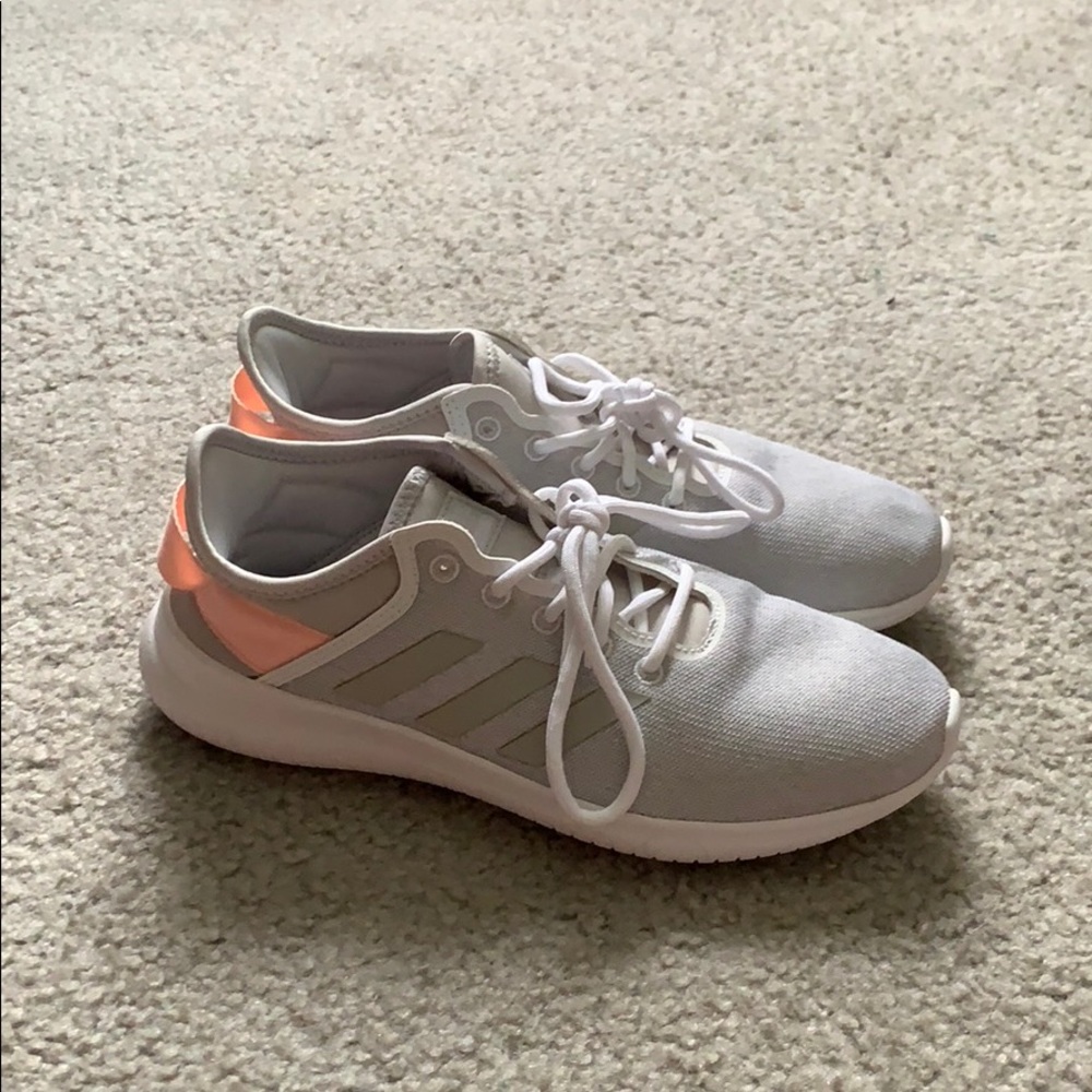 Size 7 Adidas Sneakers